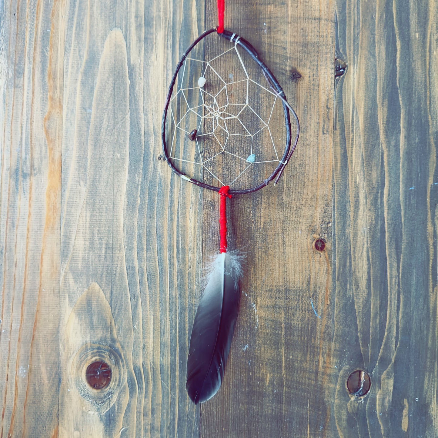 Capteur de rêves boréal – Le veilleur du silence