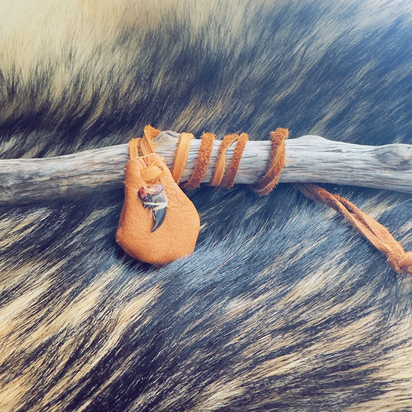 Medicine bags – Wolf medicine model