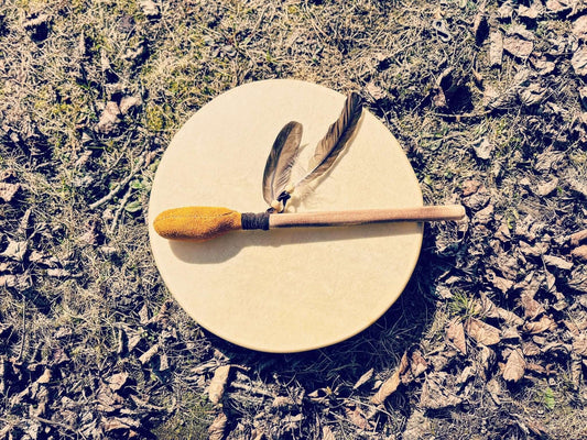 Tambour artisanal fait à la main par un amerindien du canada